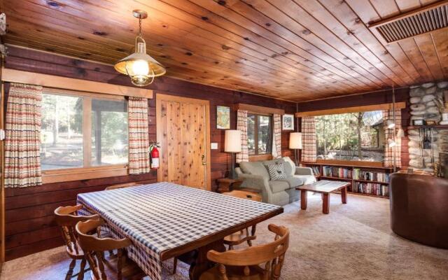 53 Creekside Cabin