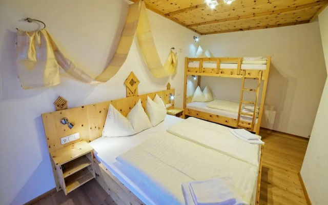 Holiday Home in Konigsleiten With Swimming Pool