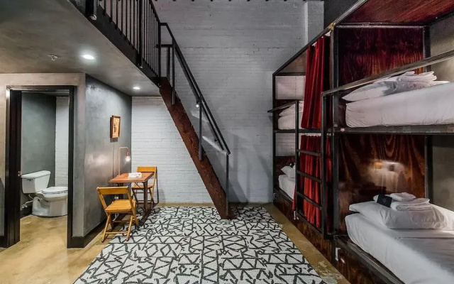 Native Hostel Austin
