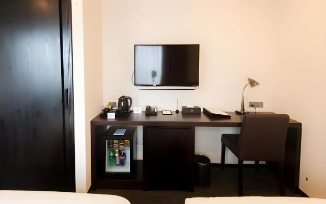 Sakura Hotel
