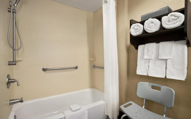 Days Inn Richmond/Chesterfield Towne Center Mall
