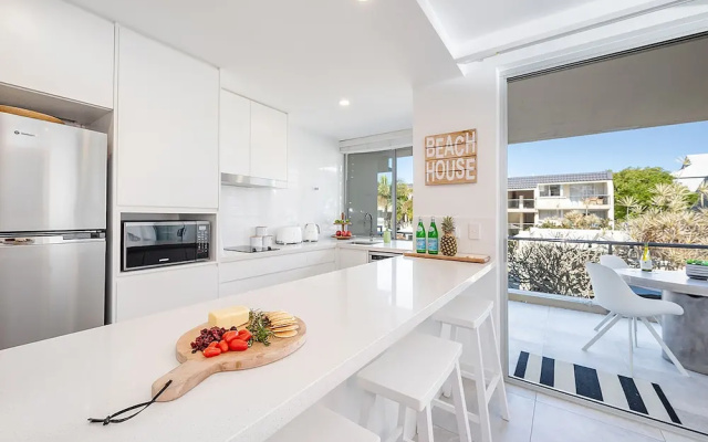 Apartments on Hastings – Guest Rooms – Hastings Street
