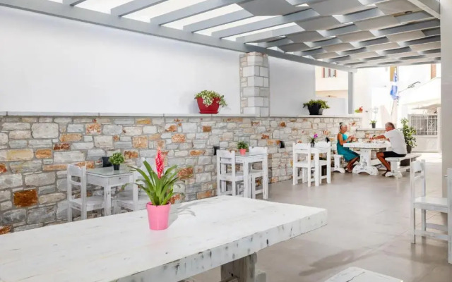 Katerina Roza Studios - Heartfelt Hospitality in the City