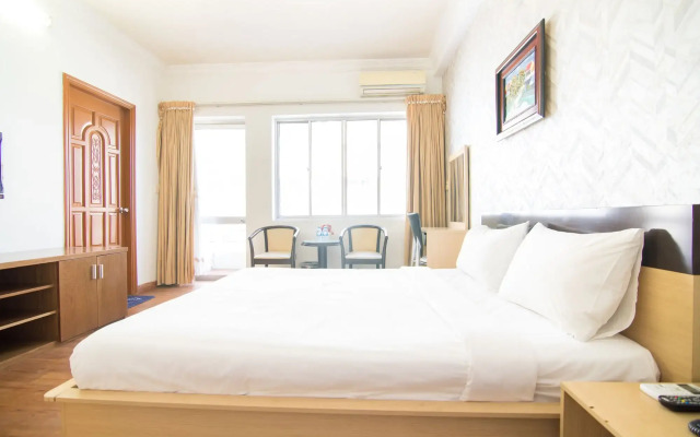 S79 Quynh Giang Airport Hotel