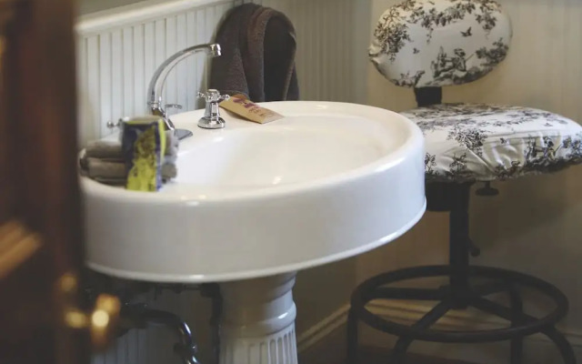 Jefferson House Bed and Breakfast