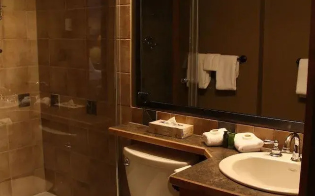 Timberline Lodges by Fernie Lodging Company