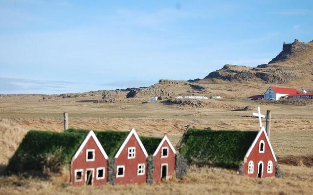 Móar Cottage