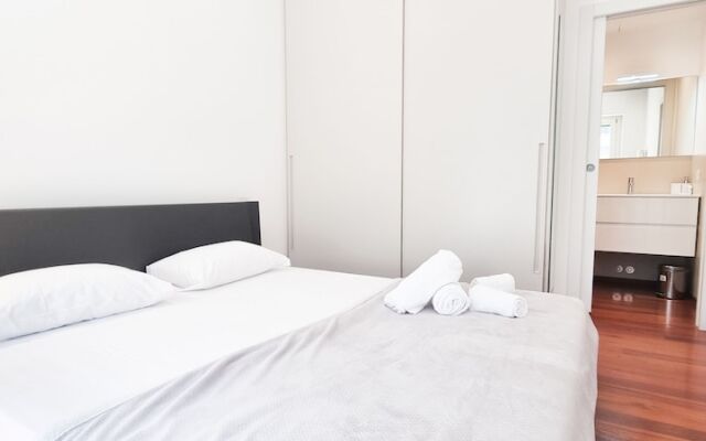 JOIVY Superb Flat, 2 Balconies & Skyscrapers View