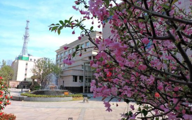 Swiss-Belhotel Lotus Lake Wuhan