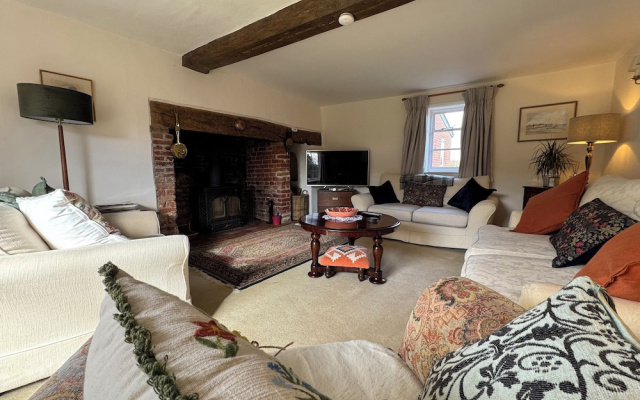 Cutbush Farmhouse