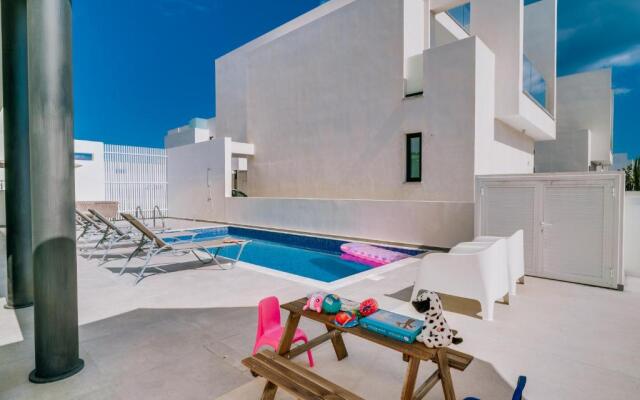 SunnyVillas: 2BR New Villa☆Private Pool in Pernera - Nicholas