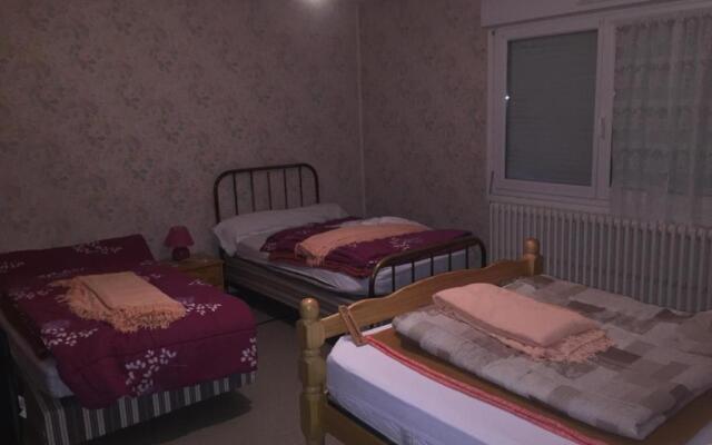 Appartement Mont-Dore, 2 pièces, 4 personnes - FR-1-415-28