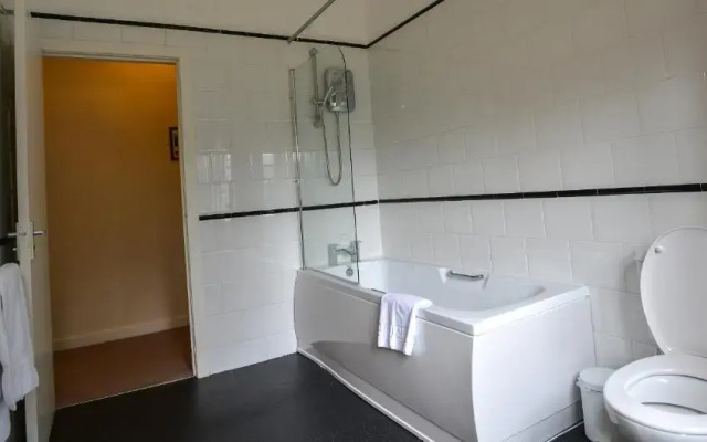 Steeton Hall Hotel