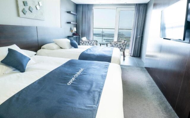 CO-OP City Hotel Harborview