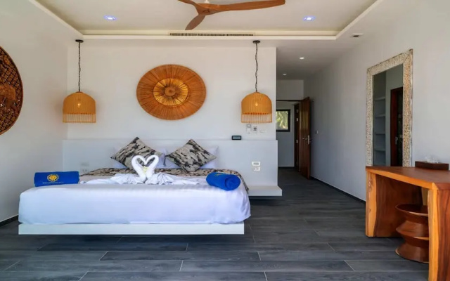 BLUE BUTTERFLY Luxury Pool Villa Koh Samui
