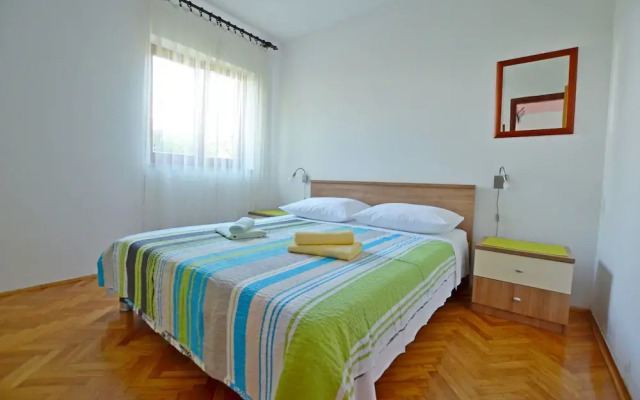 Apartment Ljiljana