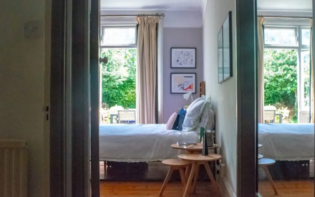 Quiet Retreat With Garden Next To Portobello Road