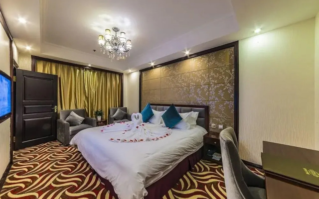 One Street Three Chengdu Hotel