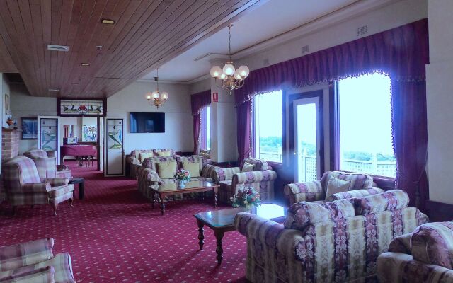 Mountain Heritage Hotel