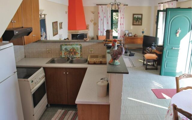 Awesome Home in Loutra Aidipsou With 4 Bedrooms