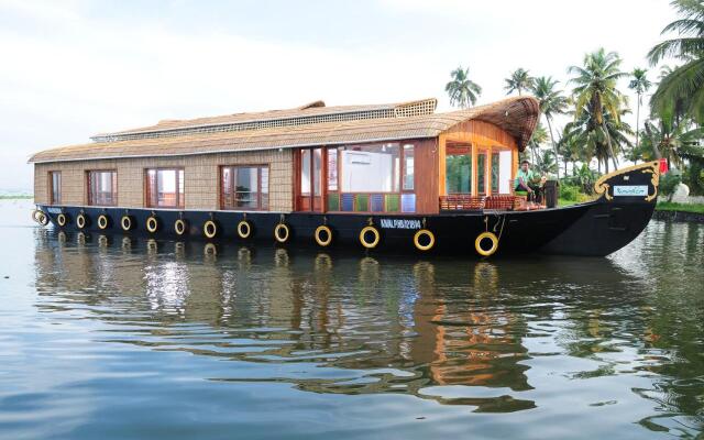 Niche Stays Luxury Houseboats
