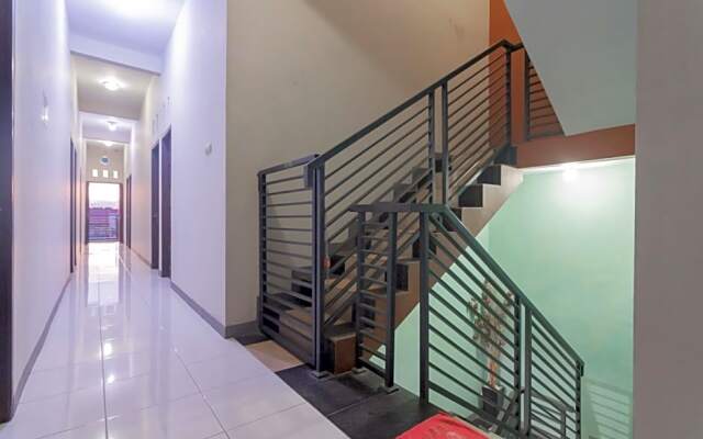 RedDoorz Syariah near Jalan Jakarta Samarinda