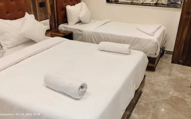 Hotel Sanjary International
