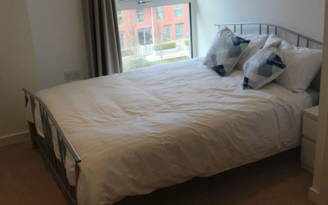 Stratford Luxury Apartment