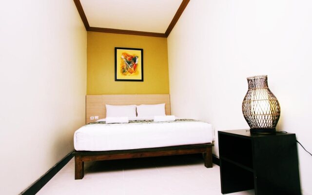 RedDoorz Plus @ Hotel Asih UNY