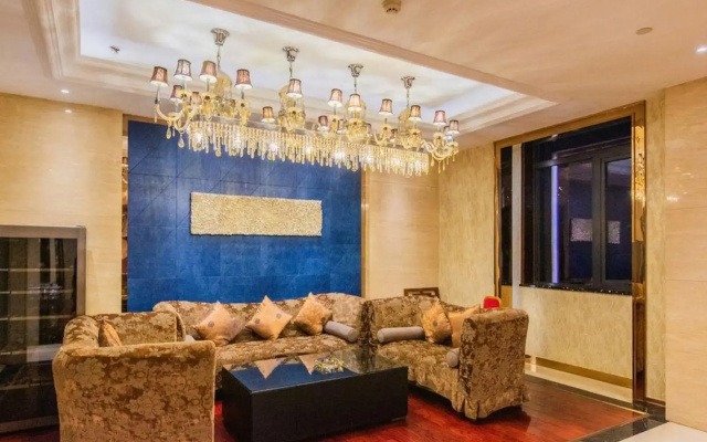 Licheng Ruixuan Hotel (Lingshi Xinjian East Street)