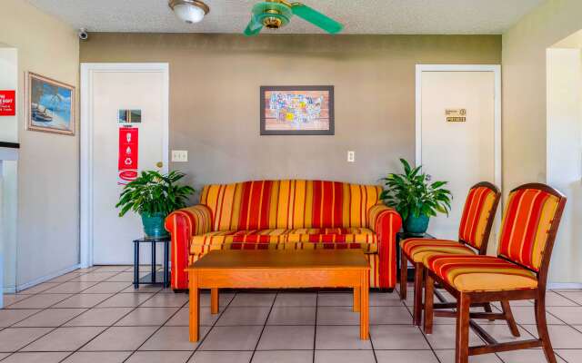 Econo Lodge Crystal River
