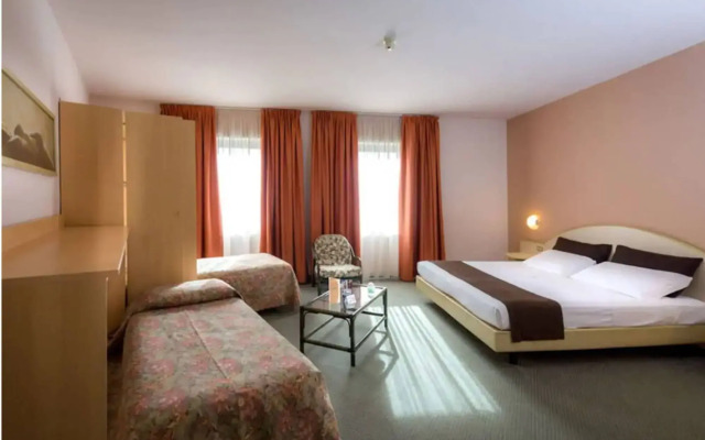 Hotel Des Alpes