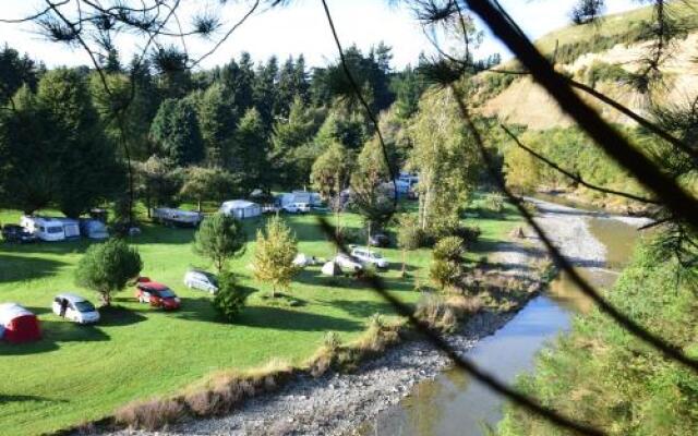 Riverside Haven Lodge & Holiday Park - BBH