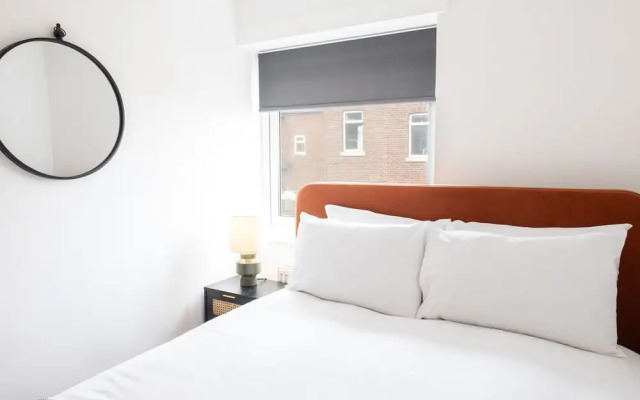 Host Stay Milbanke House