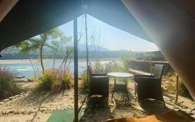 Lushy Days Boom Camps, Tanakpur (Riverside Luxury Camps)