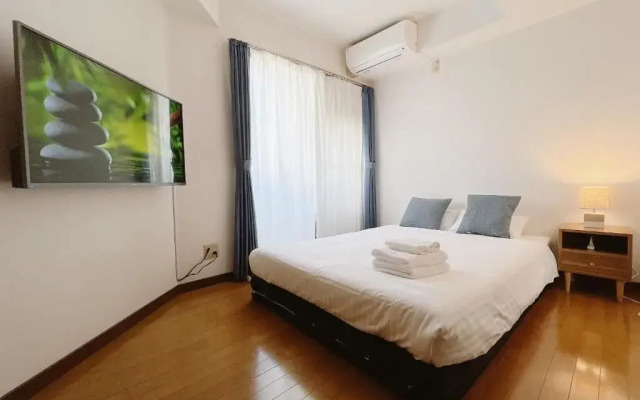 Pine Tree Hotel