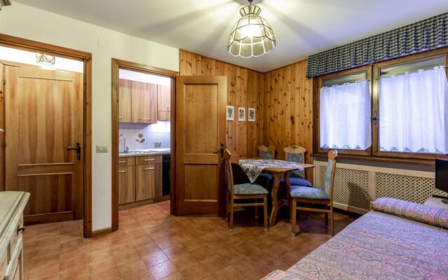 GALASSI, two-room apartment. (022036-AT-059230)-383 GALASSI