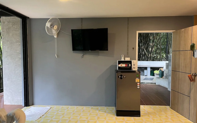 Ton Pling Khao Lak Villa