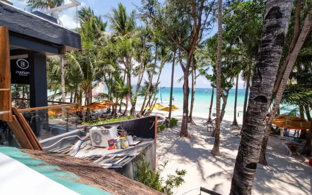 ZEN Premium North Station 1