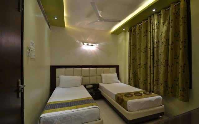 Hotel Central Residency – Guest Rooms – Varanasi