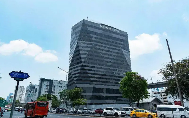 Queensland Hotel Bangkok