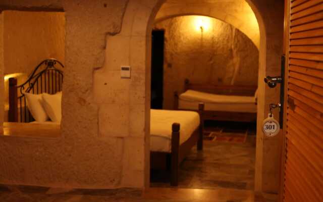 Caverna Hotel Premium Caves