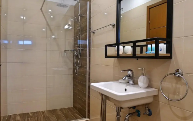 Komitsa Luxury Apartments