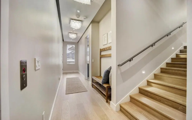 Coopers Collection 17 - Main Street Retreat