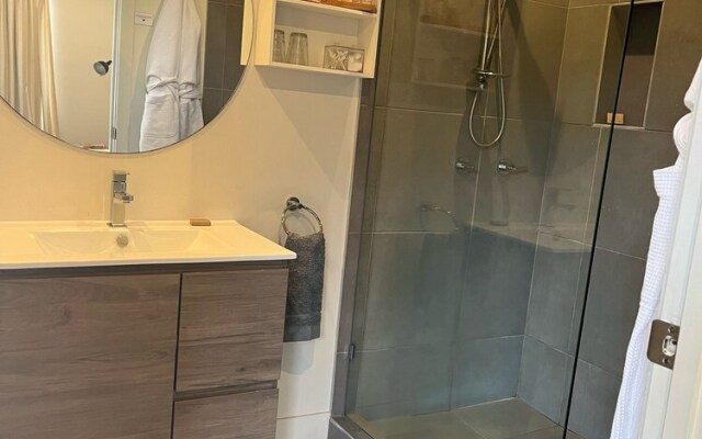 Phoenix Eumundi Bed & Breakfast