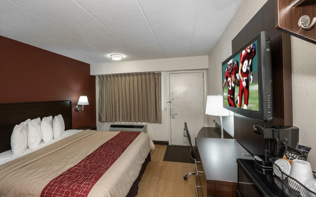 Red Roof Inn Toledo - Maumee