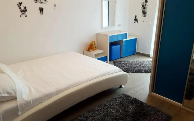 Vila Zev Mamaia