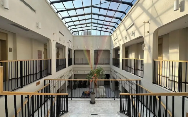 18HOW Qianmen Grape Courtyard Hotel