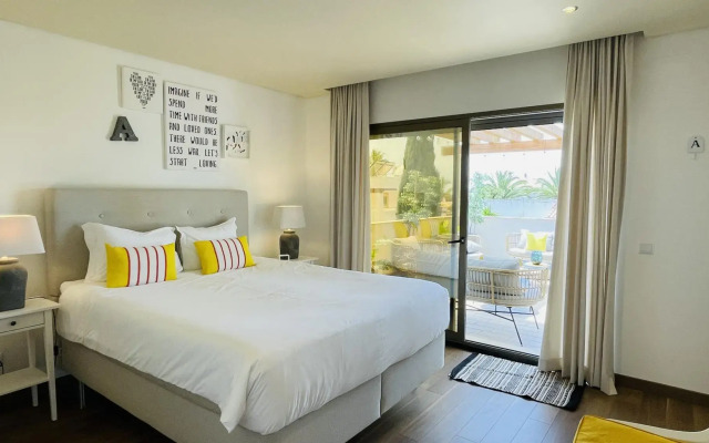 Praia by Check-in Portugal