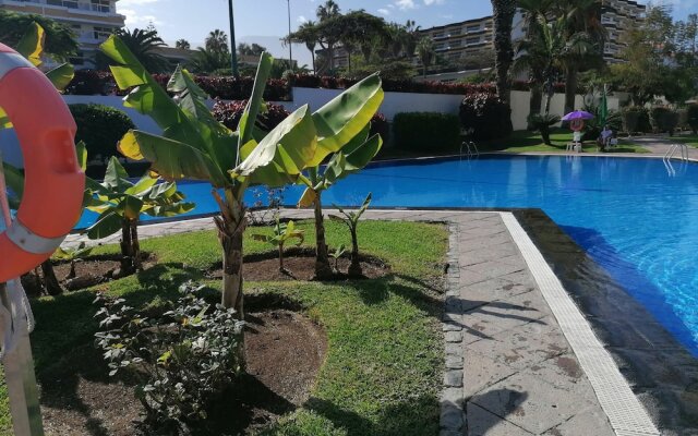 Apartment in 4 star Hotel 24h